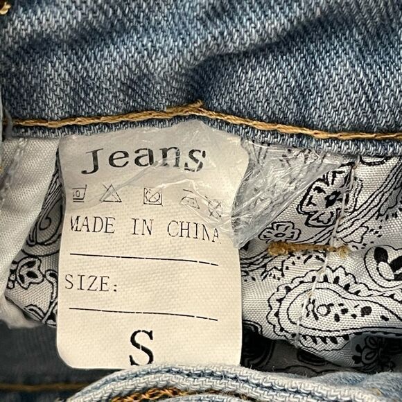 Jean Distressed Overalls - Picture 5 of 11